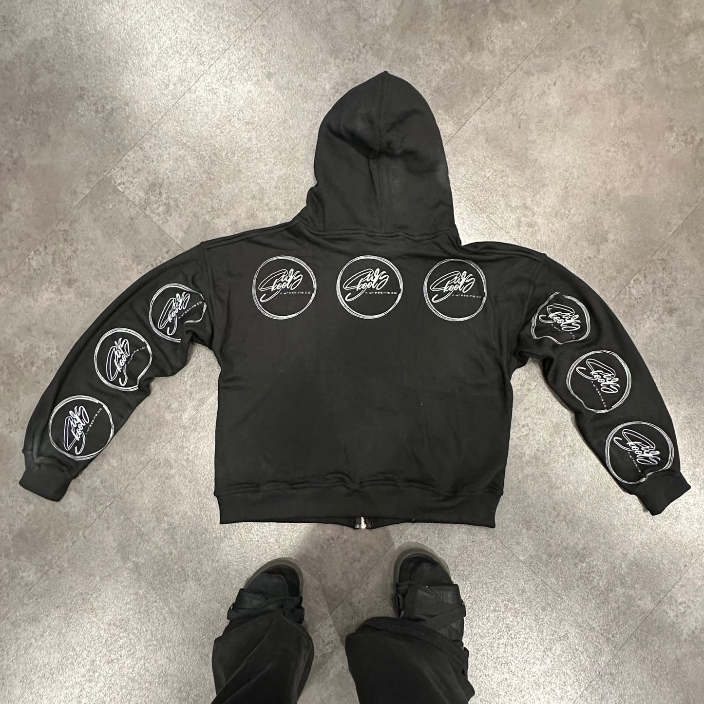 "Level" Onyx Zip Up